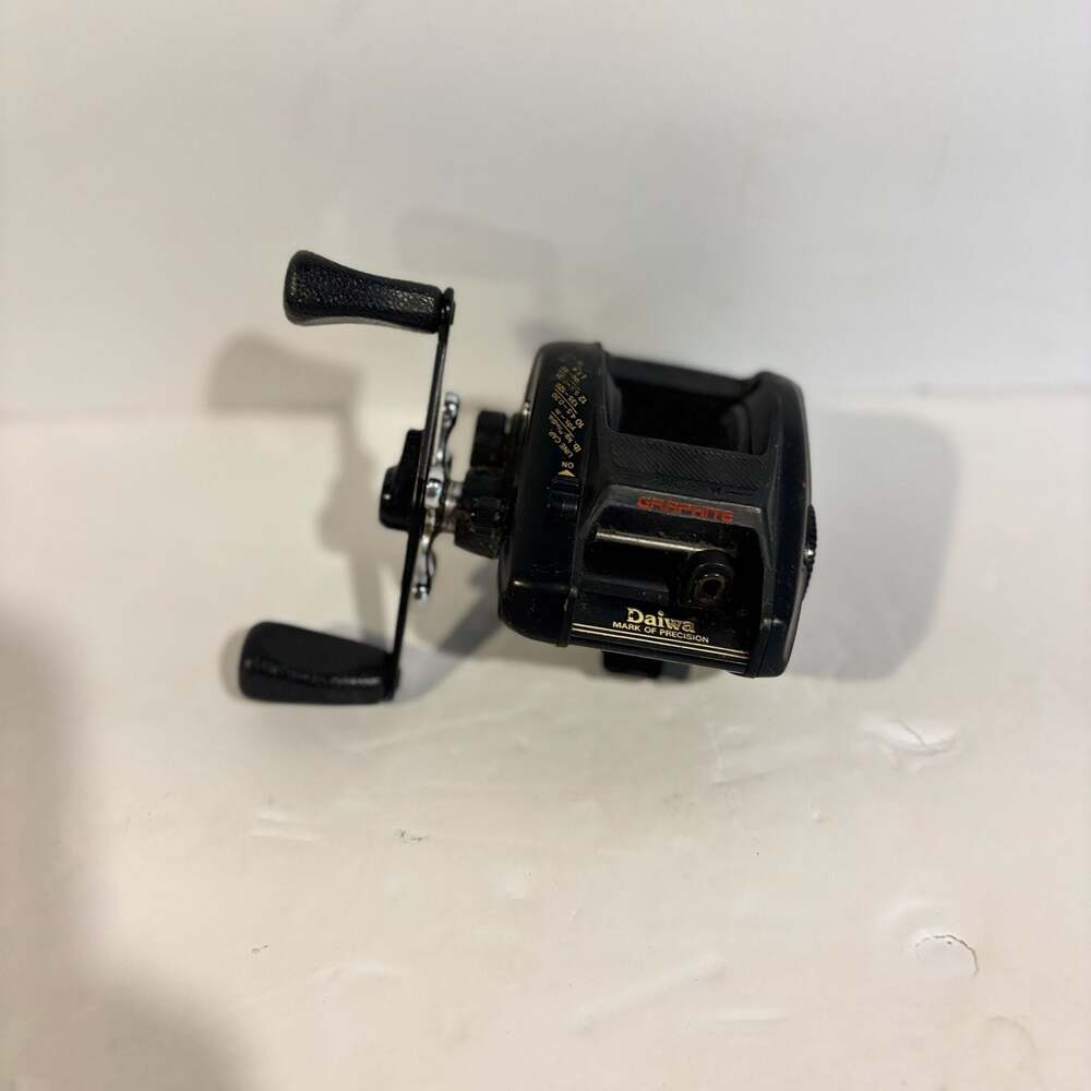 Daiwa MA 10G fishing reel made in Japan (lot#20390)